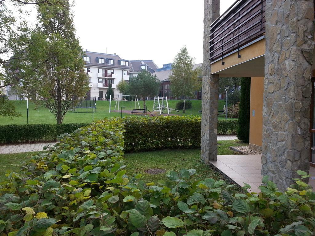 Birdland Villapark Golf View Bük Exterior foto